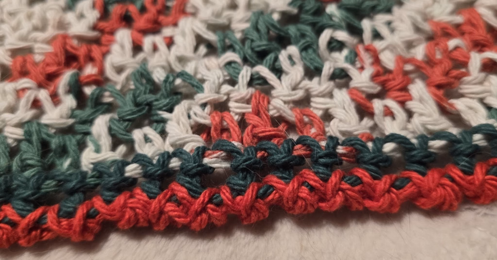 Christmas crochet kitchen set - lemon peel dishtowel in red, green, and white